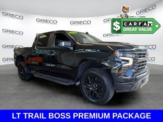 Used 2022 Chevrolet Silverado 1500 LT Trail Boss w/ LT Trail Boss Premium Package AWD/4WD video 1