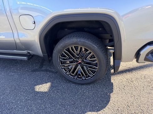 New 2026 GMC Sierra 1500 Denali w/ Denali Reserve Package image 10