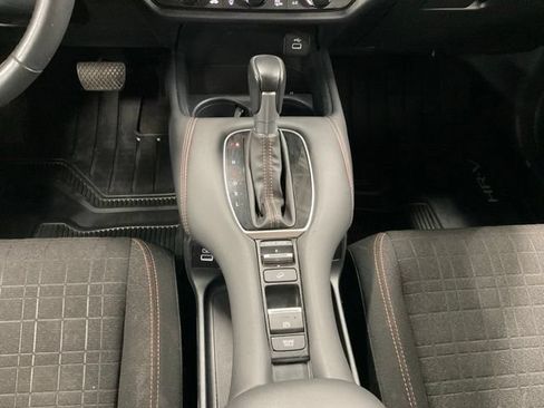 Certified 2023 Honda HR-V Sport image 24