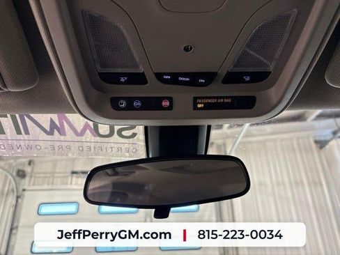 Used 2018 Chevrolet Impala LT FWD image 20
