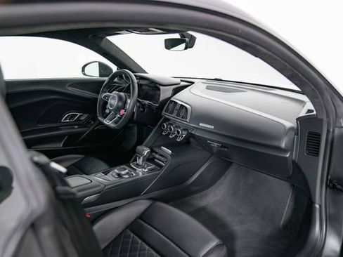 Used 2017 Audi R8 V10 plus AWD/4WD image 22