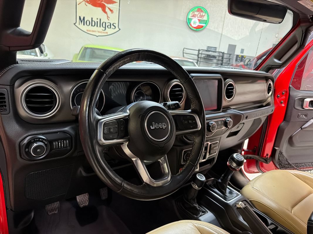 Used 2018 Jeep Wrangler Unlimited Rubicon AWD/4WD image 28