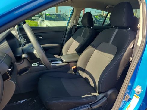 Used 2024 Nissan Sentra SV FWD image 15
