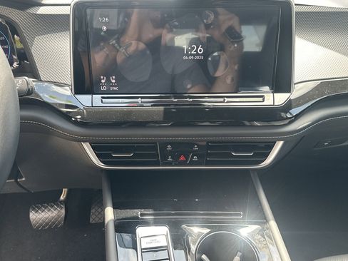 New 2025 Volkswagen Atlas Cross Sport SEL image 17