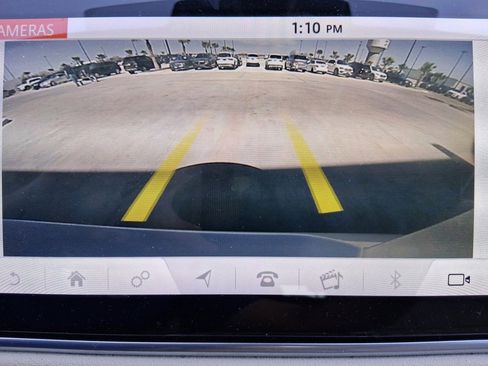 Used 2020 Land Rover Range Rover Sport SE image 14