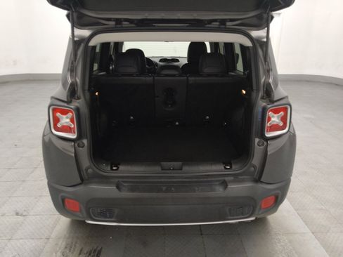 Used 2016 Jeep Renegade Limited image 29