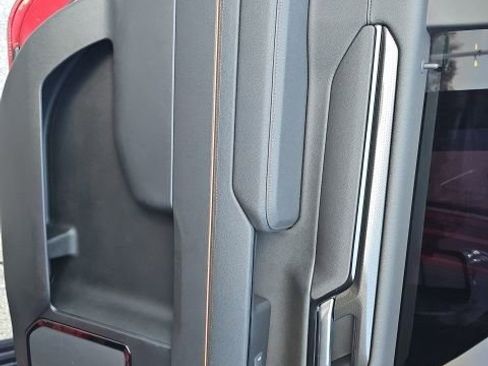 Used 2025 GMC Sierra 2500 AT4 w/ AT4 Premium Plus Package image 41