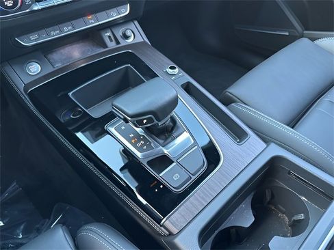 Used 2022 Audi Q5 2.0T Premium Plus image 21