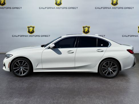 Used 2019 BMW 330i Sedan w/ Convenience Package image 2