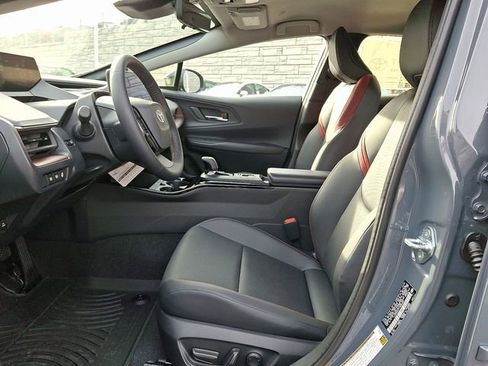 New 2026 Toyota Prius Plug-In Hybrid FWD image 13