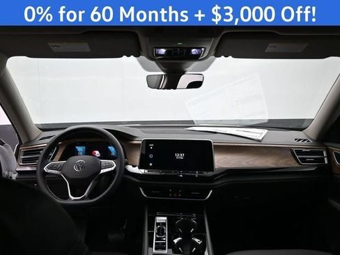New 2026 Volkswagen Atlas SE image 10