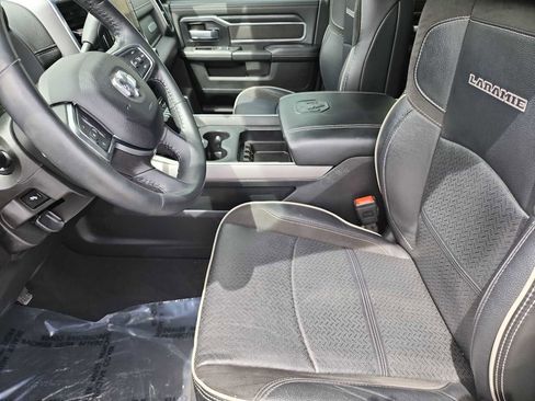 Used 2024 RAM 2500 Laramie w/ Night Edition AWD/4WD image 19