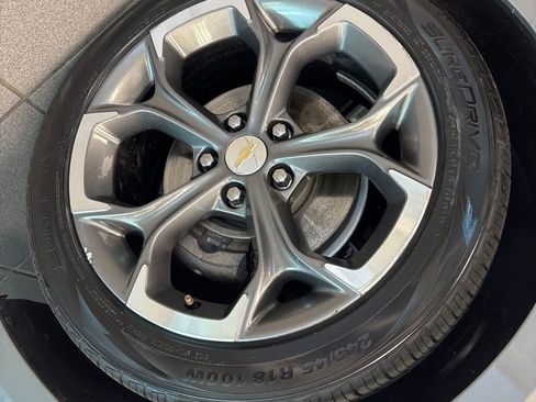 Used 2023 Chevrolet Malibu LT FWD image 25