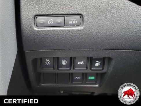 Used 2019 Nissan Rogue SV FWD image 28