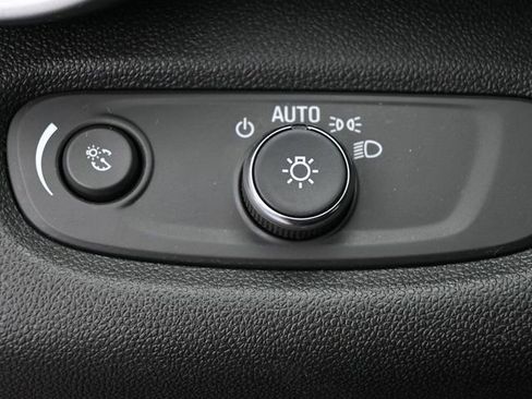 Used 2024 Chevrolet Trax LS w/ LS Convenience Package image 36