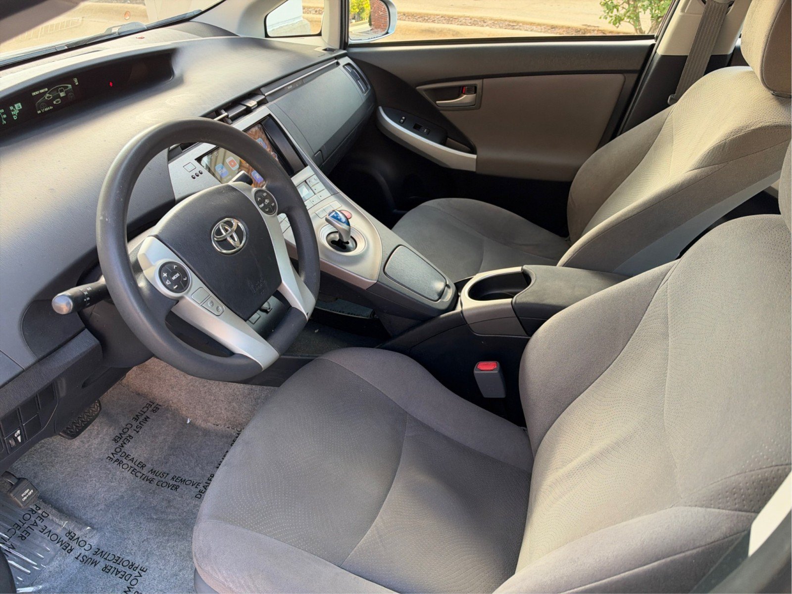Used 2015 Toyota Prius Two FWD image 26