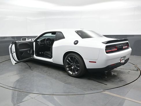 Used 2021 Dodge Challenger R/T Scat Pack RWD image 48