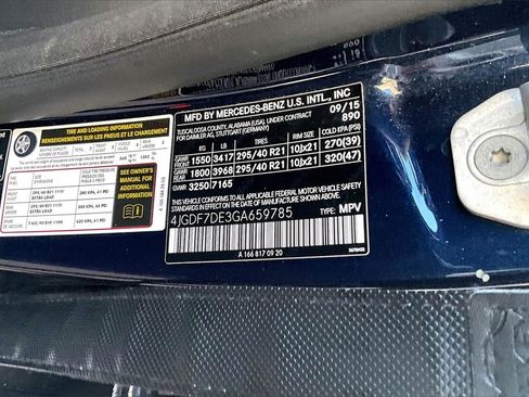 Used 2016 Mercedes-Benz GL 550 4MATIC image 19