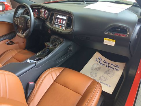 Used 2023 Dodge Challenger SRT Hellcat RWD image 27
