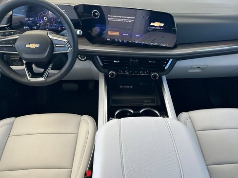 New 2026 Chevrolet Tahoe Premier w/ Sun And Tow Package AWD/4WD image 15