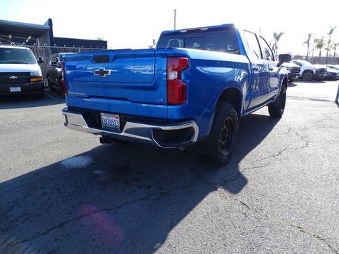 Used 2023 Chevrolet Silverado 1500 LT w/ Leather Package AWD/4WD image 26