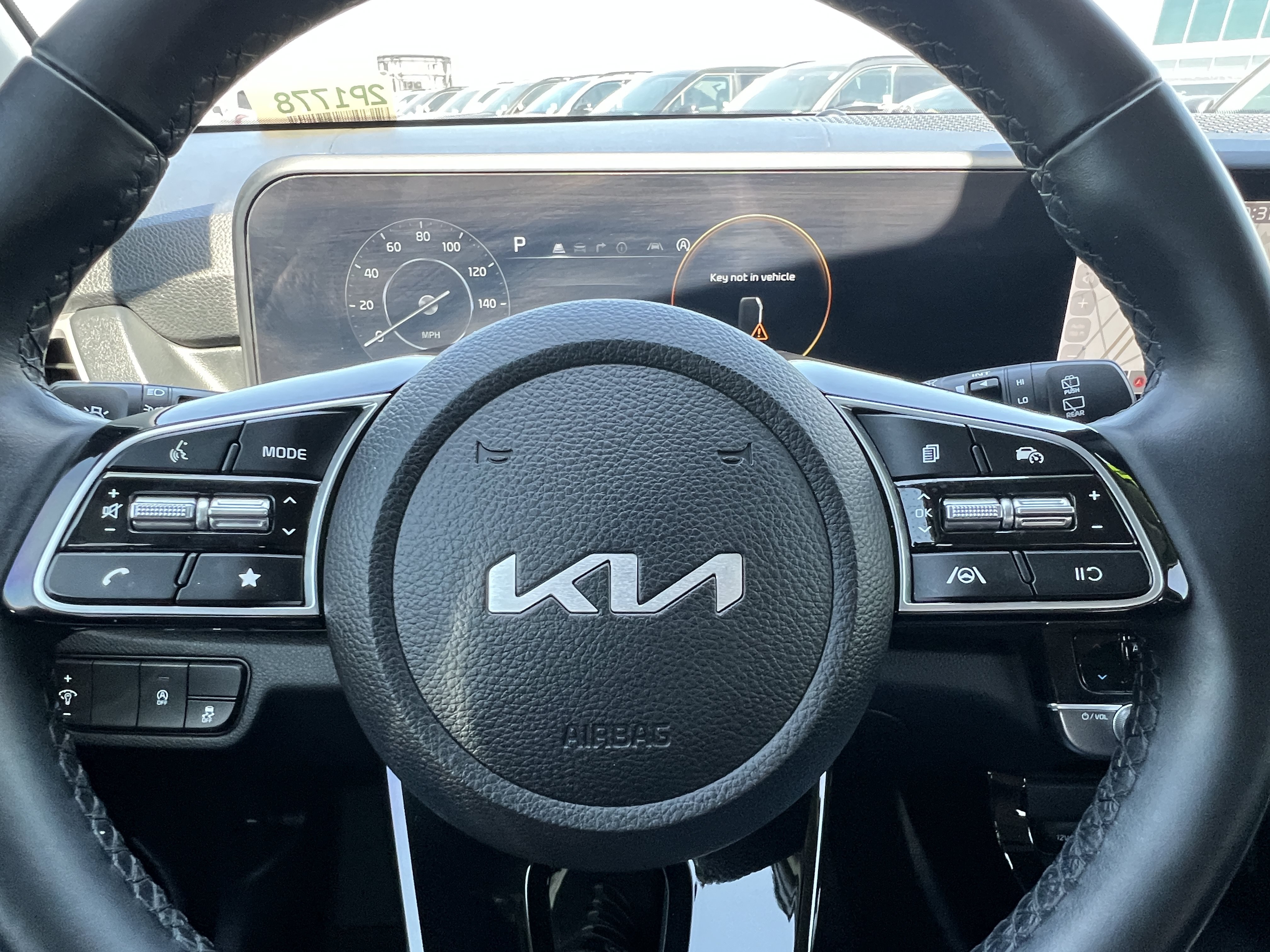 Certified 2024 Kia Seltos EX FWD image 23