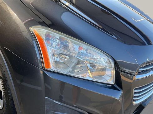 Used 2016 Chevrolet Trax LS FWD image 26