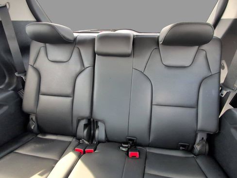 Used 2025 Kia Telluride S FWD image 37