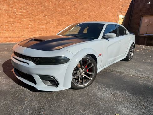 Used 2021 Dodge Charger Scat Pack w/ Plus Group image 2