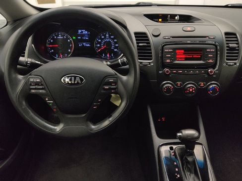 Used 2018 Kia Forte LX FWD image 22