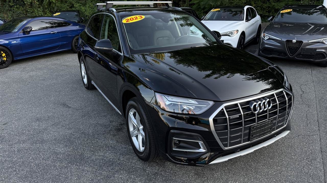 Used 2023 Audi Q5 2.0T Premium w/ Convenience Package AWD/4WD image 22