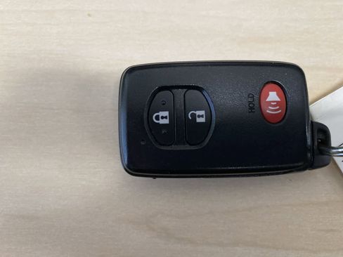 Used 2011 Toyota Prius Three image 36