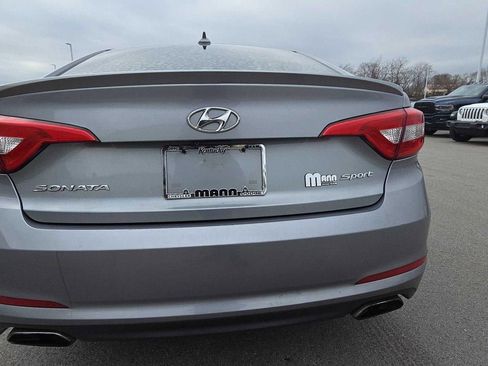 Used 2016 Hyundai Sonata Sport w/ Option Group 03 image 6