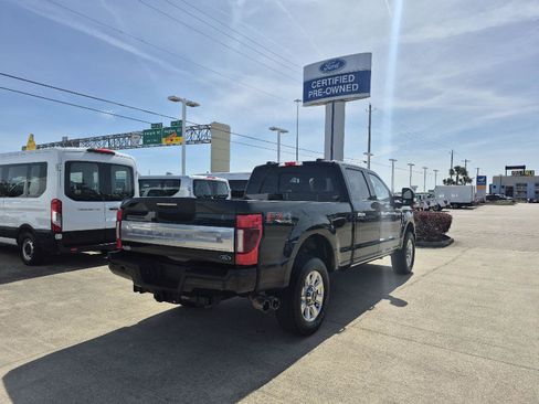 Certified 2020 Ford F250 Platinum w/ FX4 Off-Road Package image 22