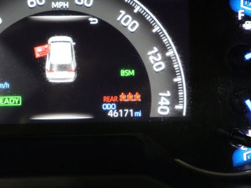 Used 2024 Toyota RAV4 XSE w/ Weather Package AWD/4WD image 41