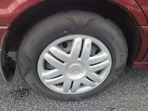 Used 2001 Toyota Camry LE image 8