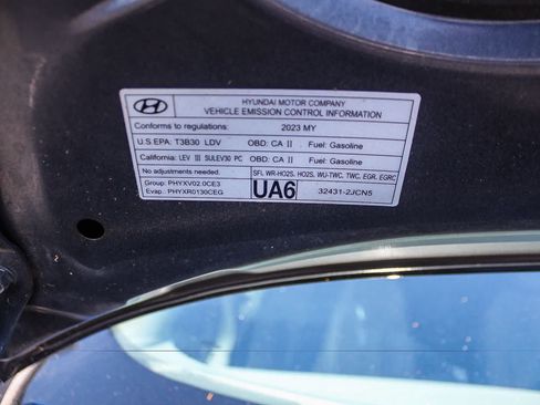 Certified 2023 Hyundai Elantra SE FWD image 36