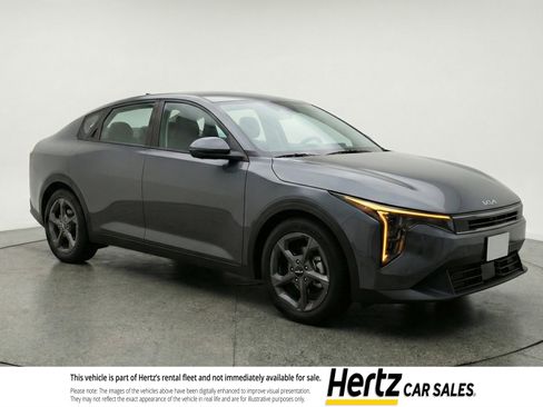 Used 2025 Kia K4 FWD image 1