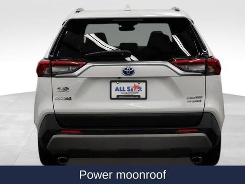 Used 2022 Toyota RAV4 Limited image 9