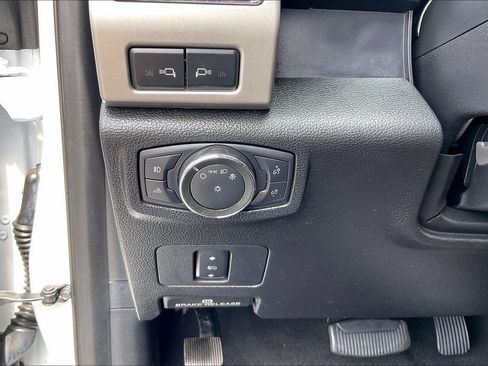 Certified 2021 Ford F250 Lariat w/ Lariat Value Package AWD/4WD image 36