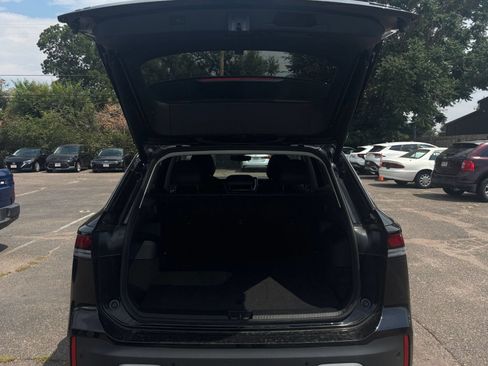 Used 2026 Volkswagen Tiguan SE AWD/4WD image 31
