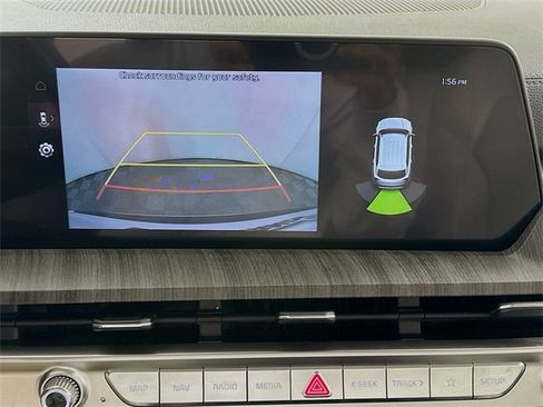 Used 2024 Kia Telluride EX image 17