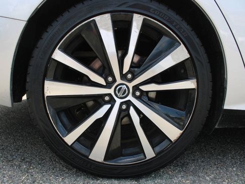 Used 2020 Nissan Altima 2.5 SR FWD image 20