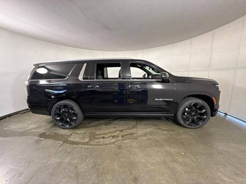 New 2026 Chevrolet Suburban High Country AWD/4WD image 30