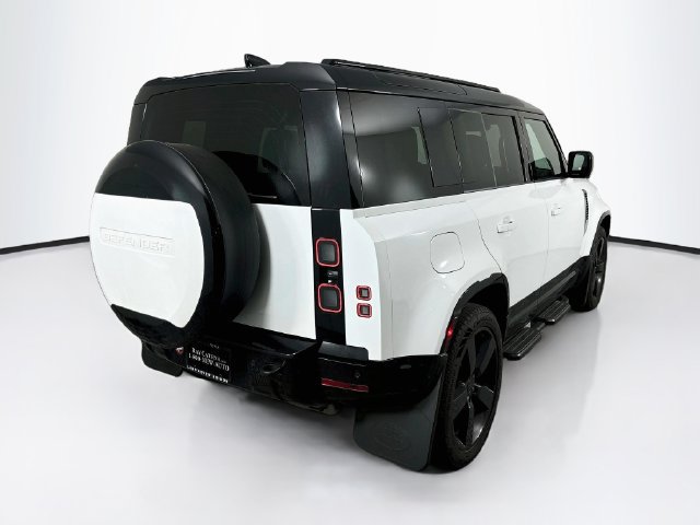 New 2026 Land Rover Defender 110 X-Dynamic SE AWD/4WD image 5