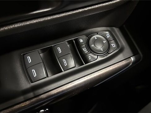 Used 2022 Chevrolet Silverado 3500 LTZ image 22