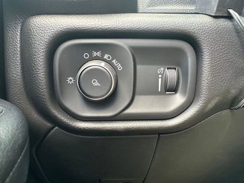 New 2024 RAM 2500 Tradesman w/ Chrome Appearance Group image 24