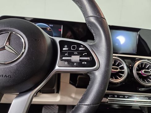 Used 2019 Mercedes-Benz A 220 image 19