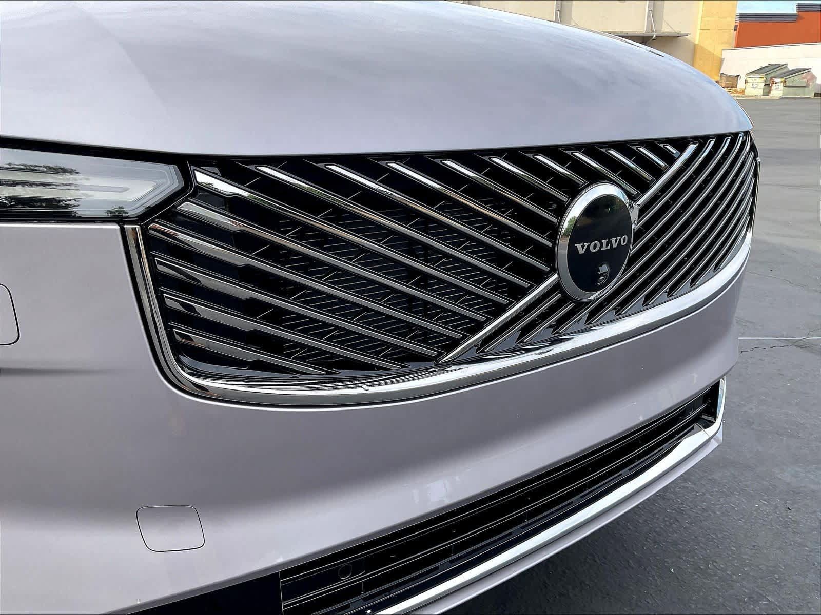 New 2026 Volvo XC90 B5 Plus w/ Protection Package AWD/4WD image 34