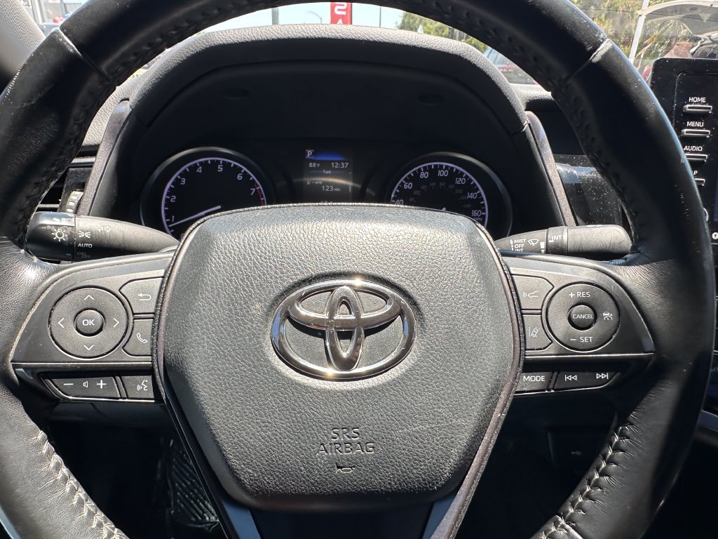 Used 2023 Toyota Camry SE w/ Convenience Package FWD image 27
